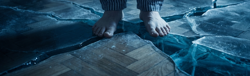 氷の上に立っているみたいな不安